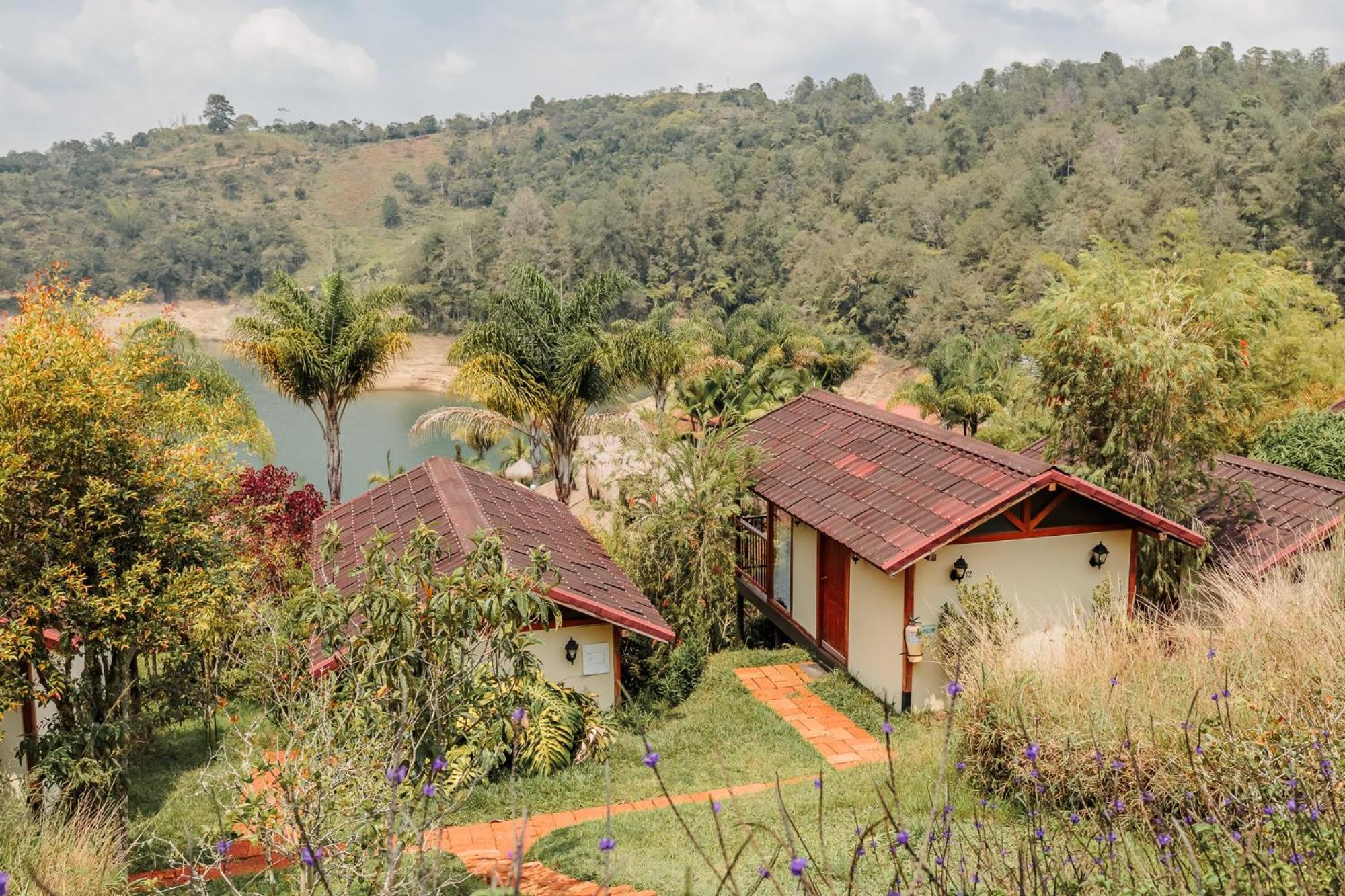 Hotel Pietrasanta Guatape Exterior photo